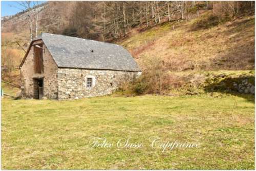 Estaing Hautes-Pyrénées granero foto 7302952