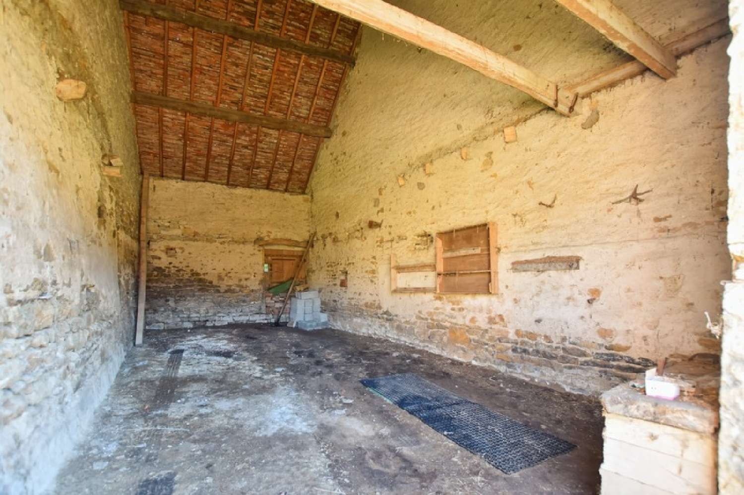  te koop schuur Saint-Sernin-du-Plain Saône-et-Loire 2