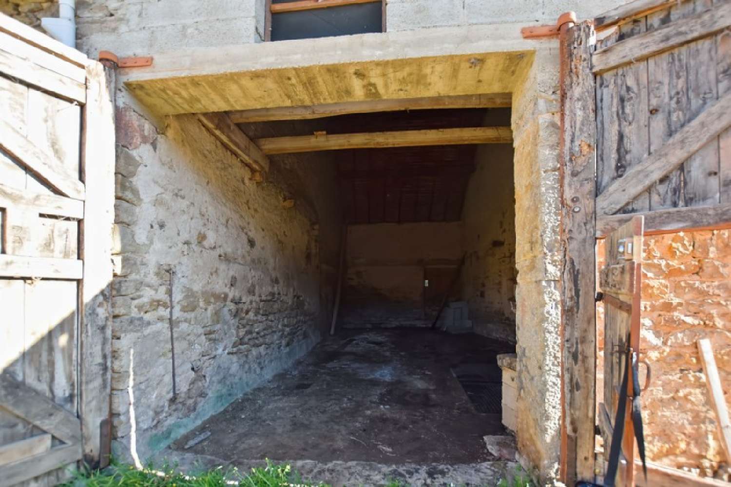  te koop schuur Saint-Sernin-du-Plain Saône-et-Loire 3