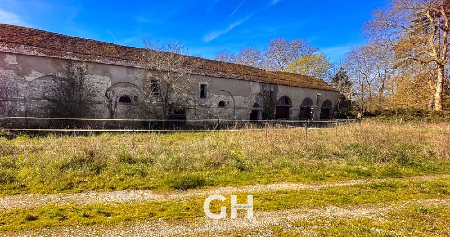  for sale barn Vendoeuvres Indre 2