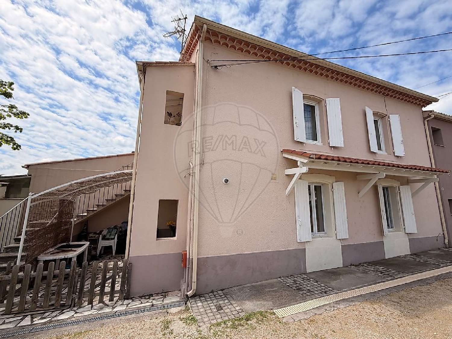  à vendre batiment Alès Gard 1