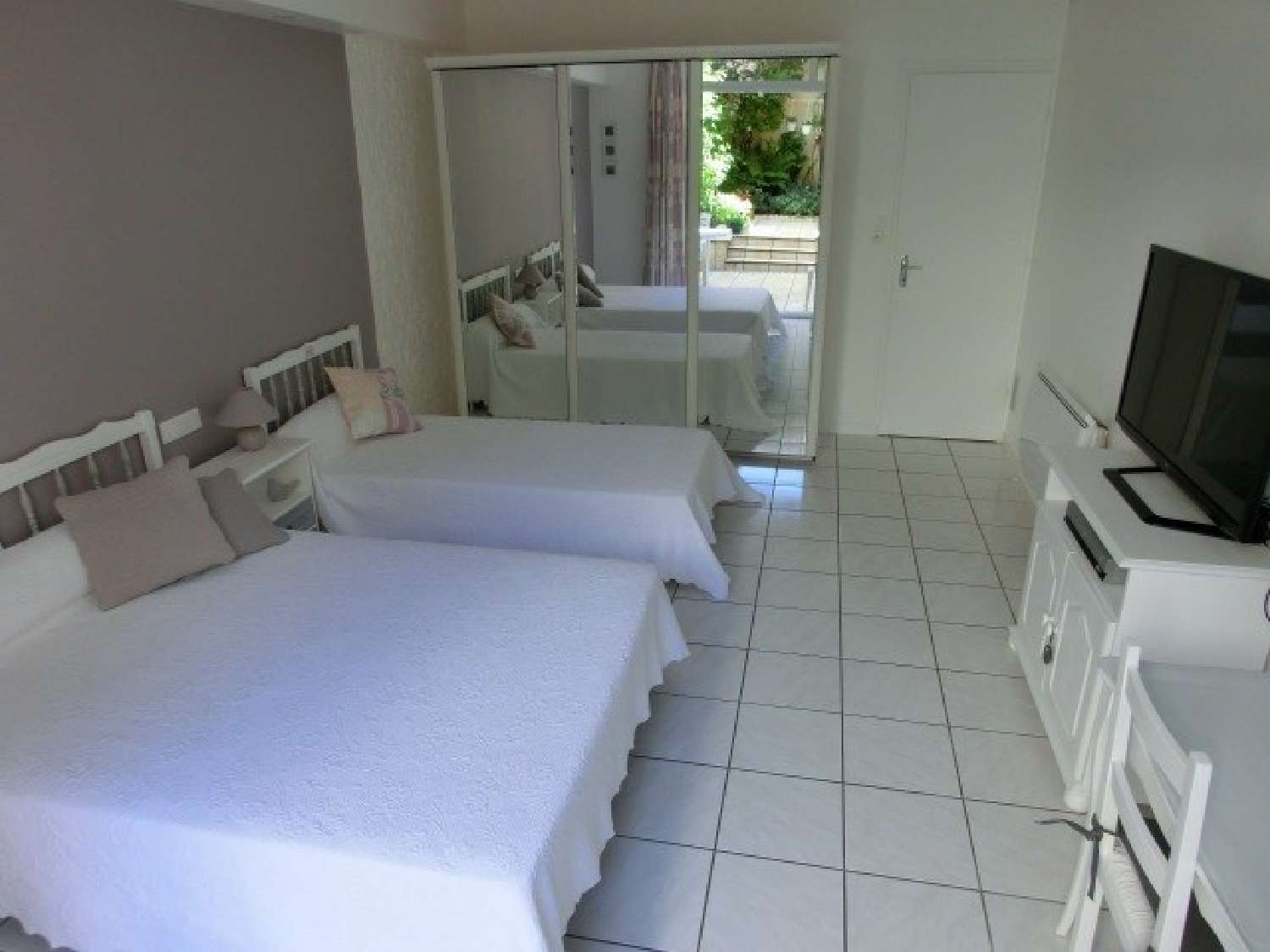  à vendre batiment Bourbonne-les-Bains Haute-Marne 2