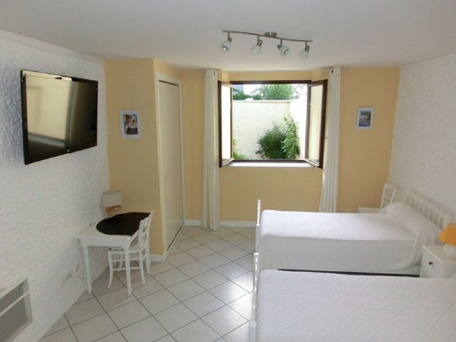  à vendre batiment Bourbonne-les-Bains Haute-Marne 8