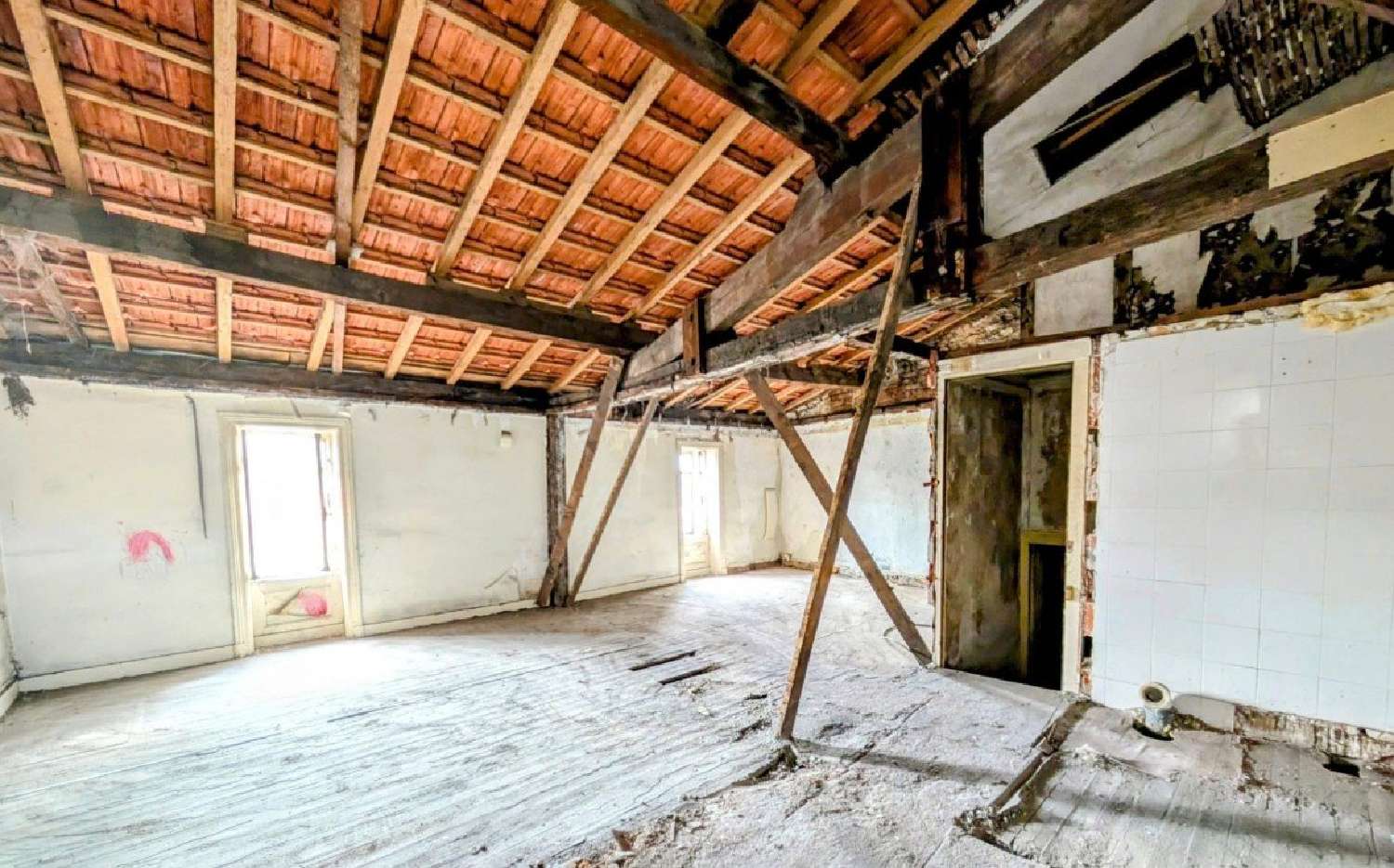  te koop gebouw Périgueux Dordogne 2