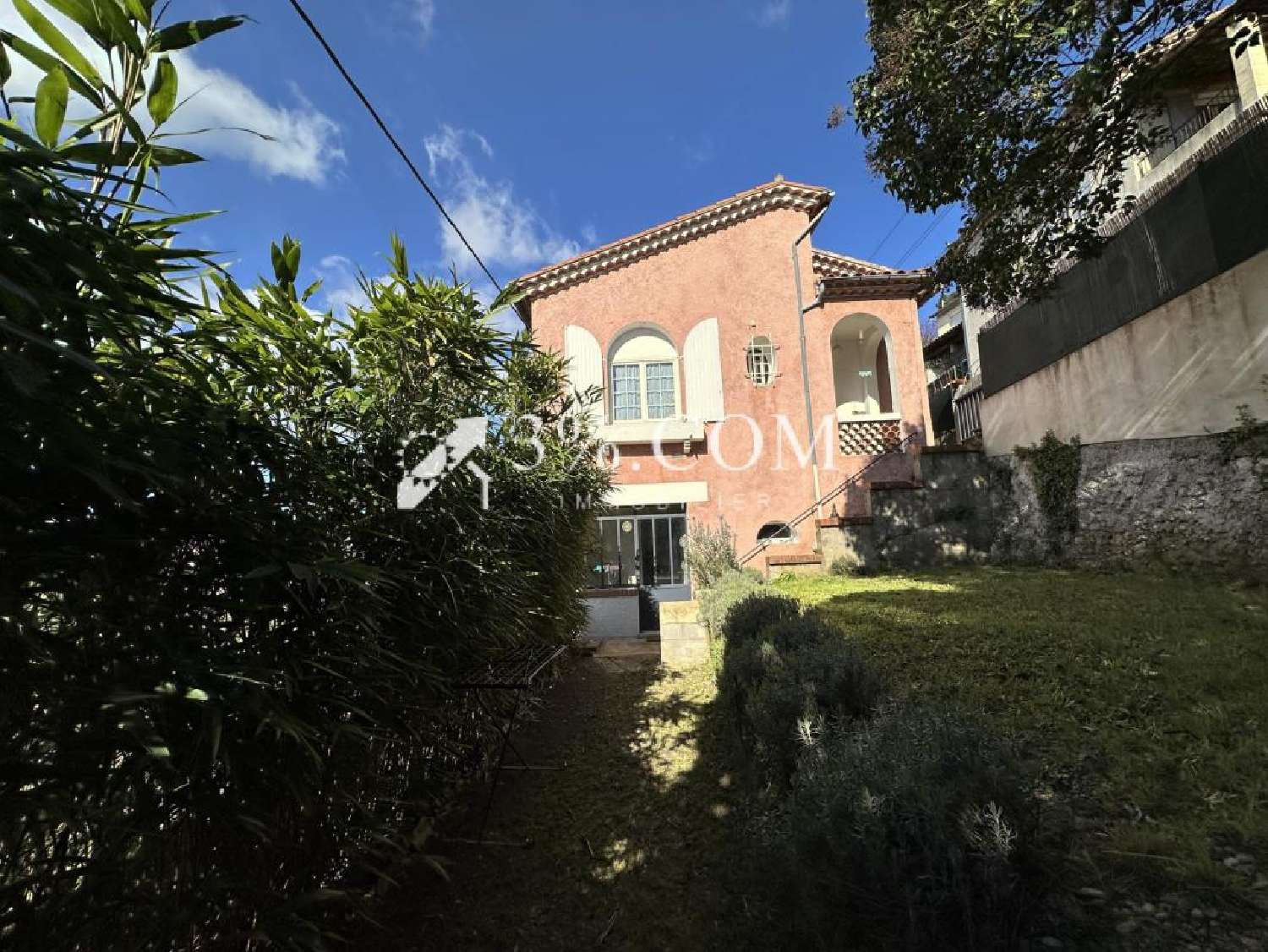  te koop stadshuis Alès Gard 2