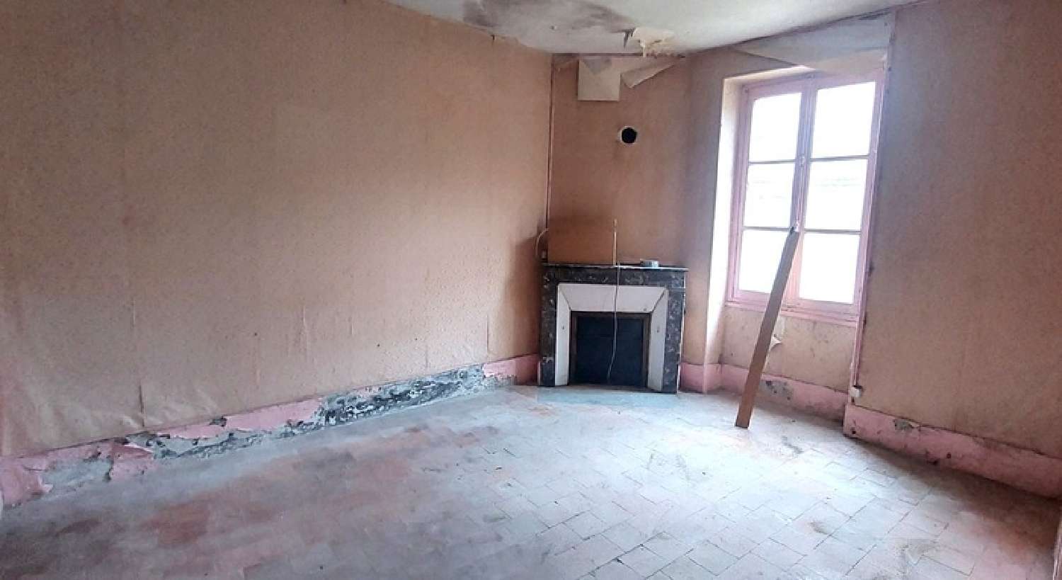  te koop stadshuis Boulleret Cher 7