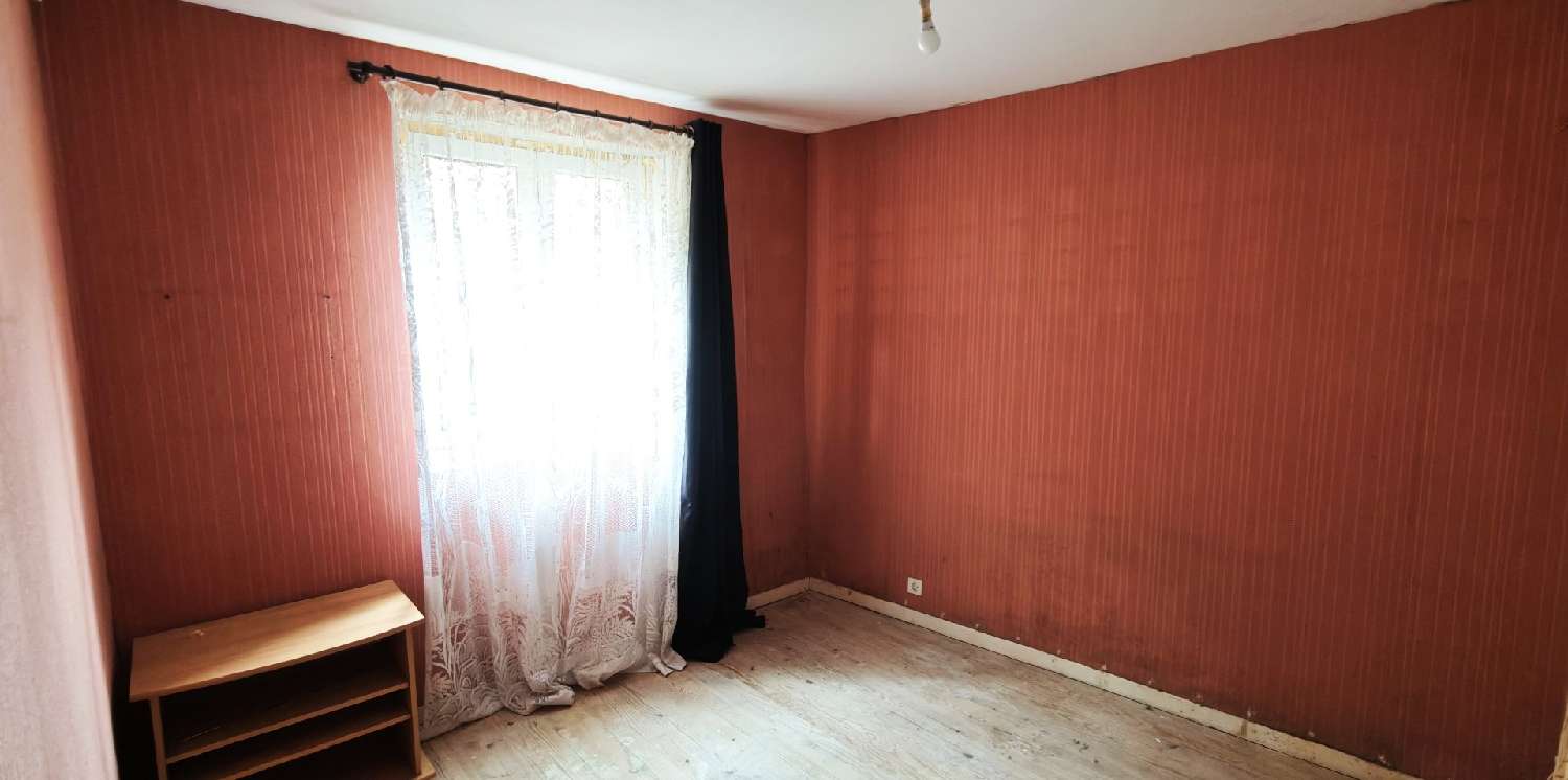  te koop stadshuis Viviez Aveyron 8