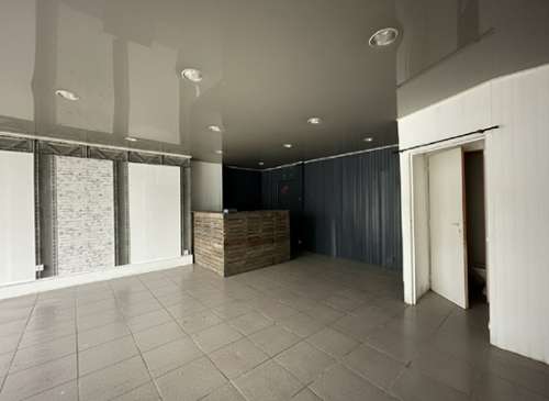 Aurillac Cantal bedrijfsruimte/ kantoor foto 7302072