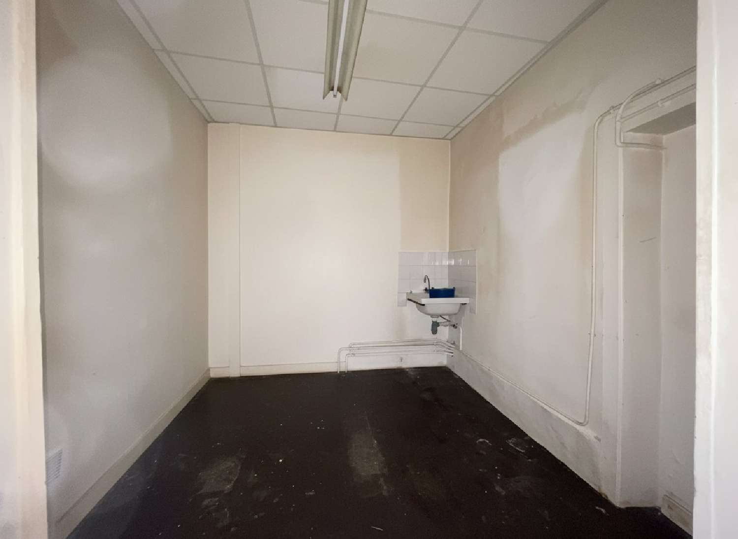  te koop bedrijfsruimte/ kantoor Aurillac Cantal 4