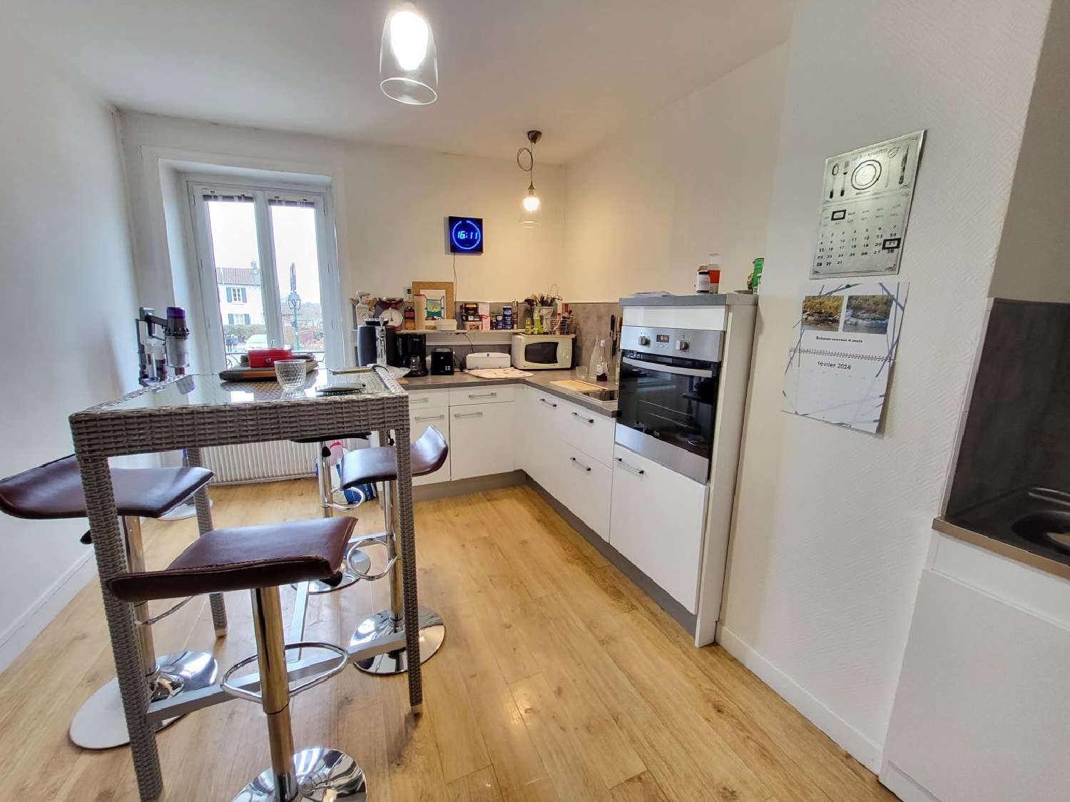 for sale commercial Bouligneux Ain 4