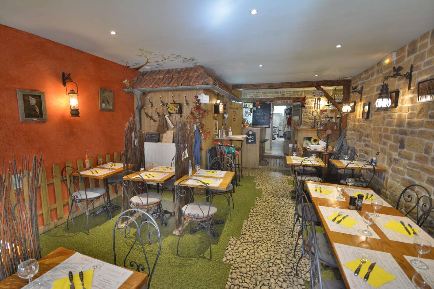  te koop bedrijfsruimte/ kantoor Bourbonne-les-Bains Haute-Marne 2