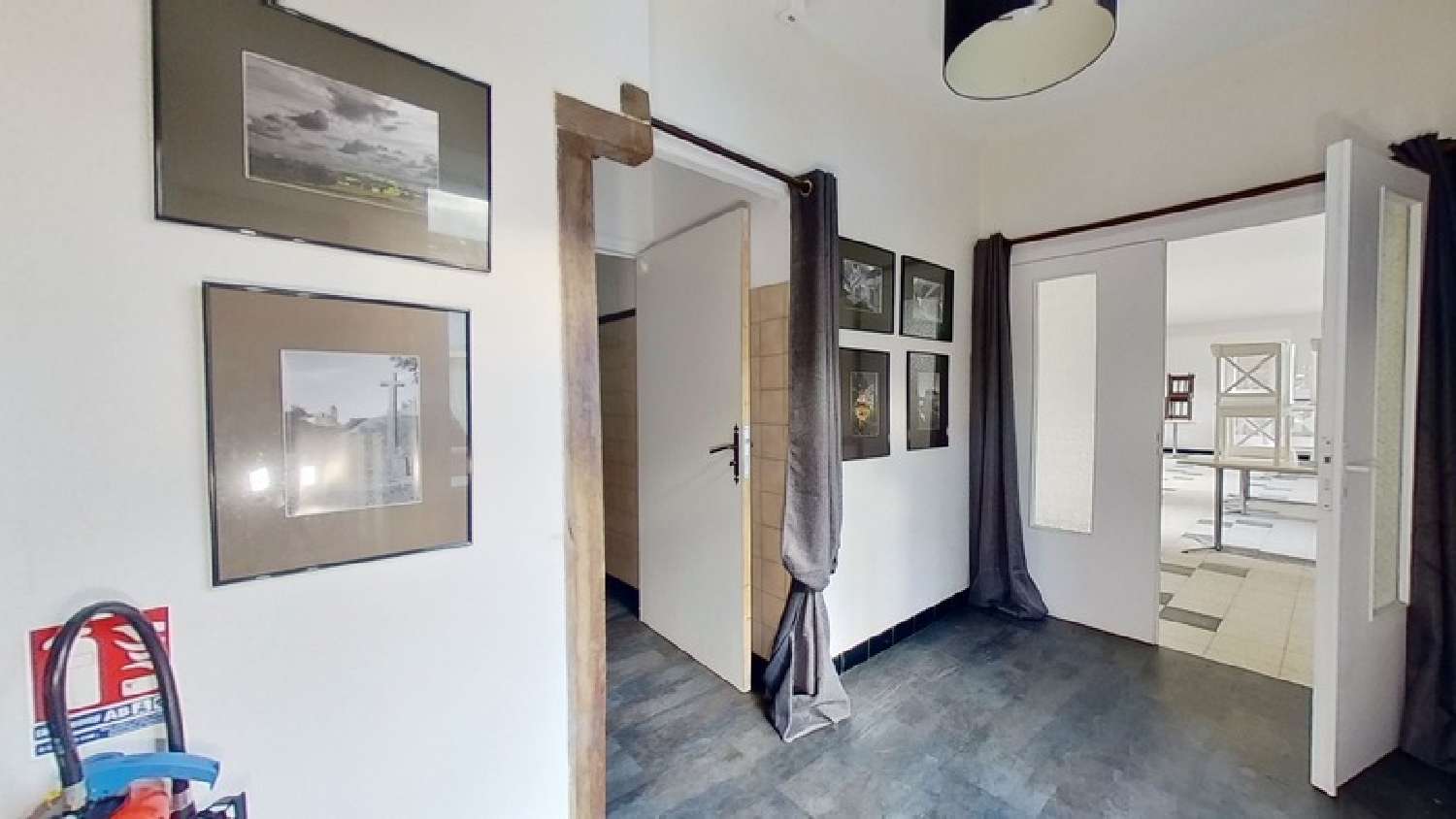  for sale commercial Carrouges Orne 4