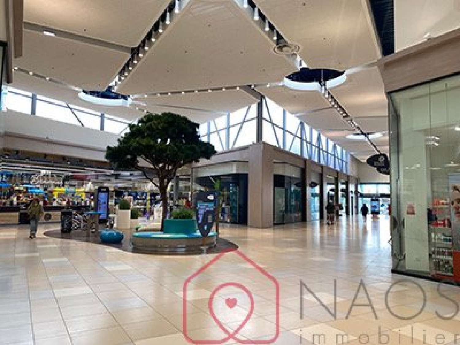  te koop bedrijfsruimte/ kantoor Dinard Ille-et-Vilaine 7