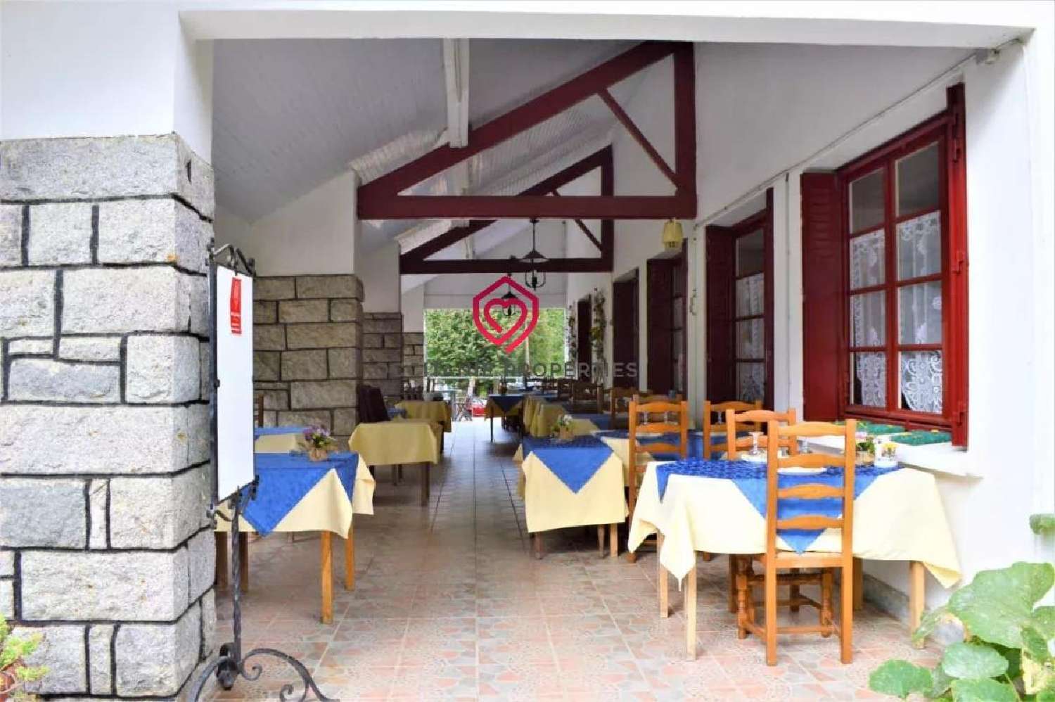  for sale commercial Massat Ariège 4