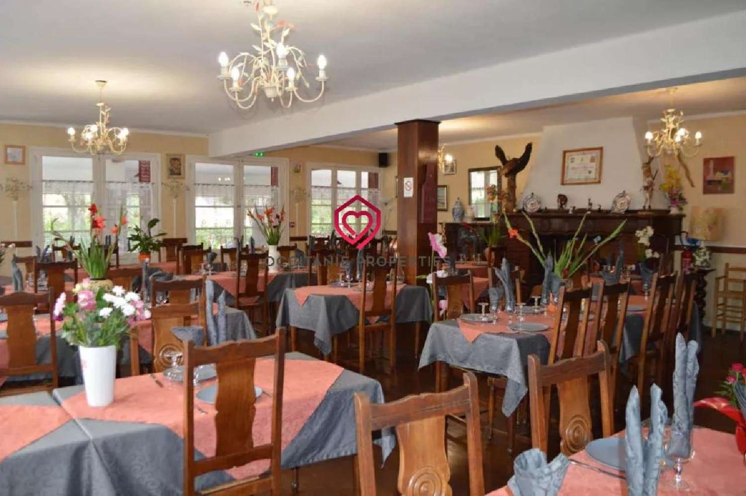  for sale commercial Massat Ariège 8