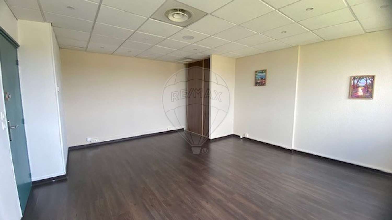  for sale commercial Mérignac Gironde 2