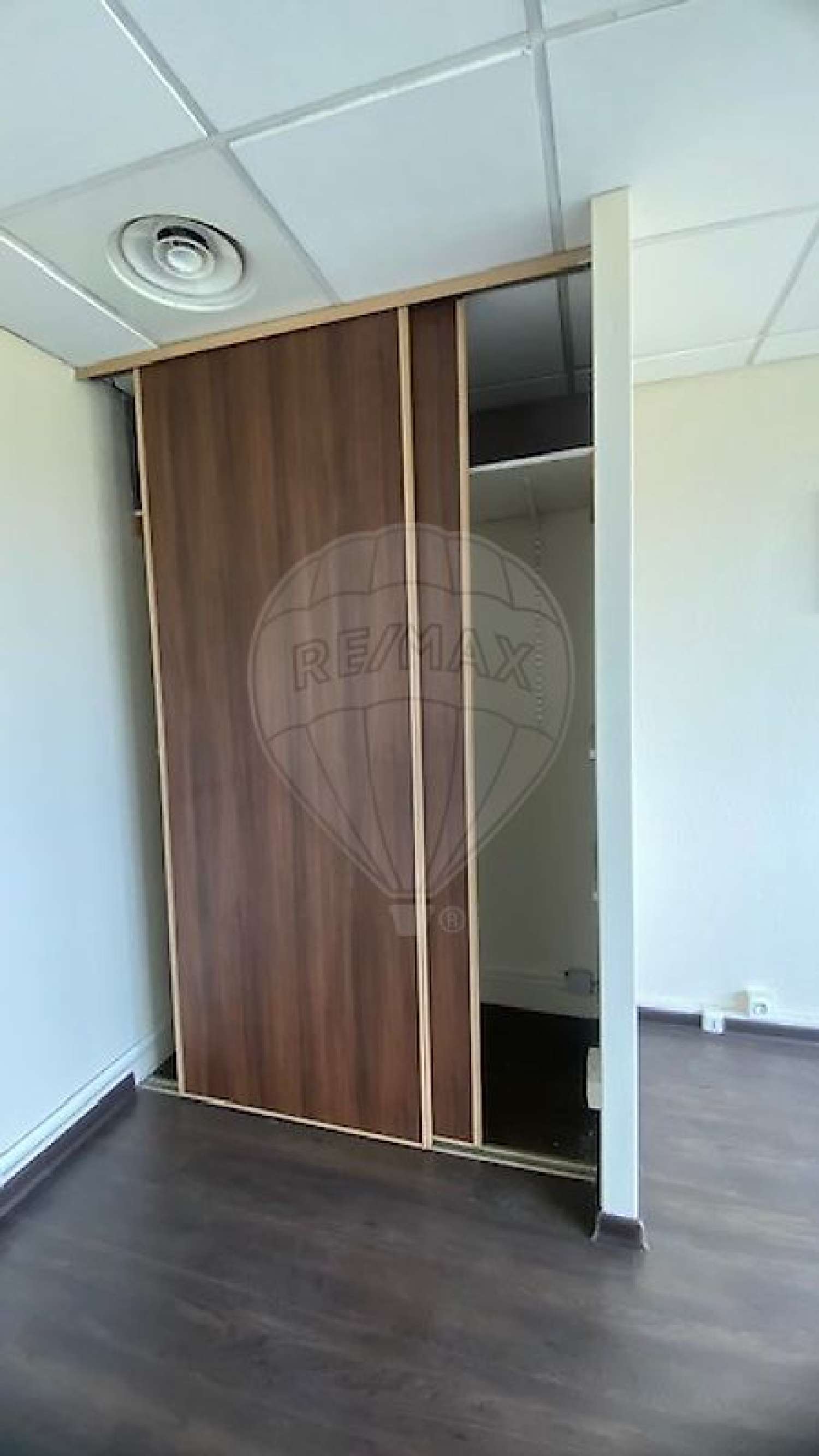  for sale commercial Mérignac Gironde 4