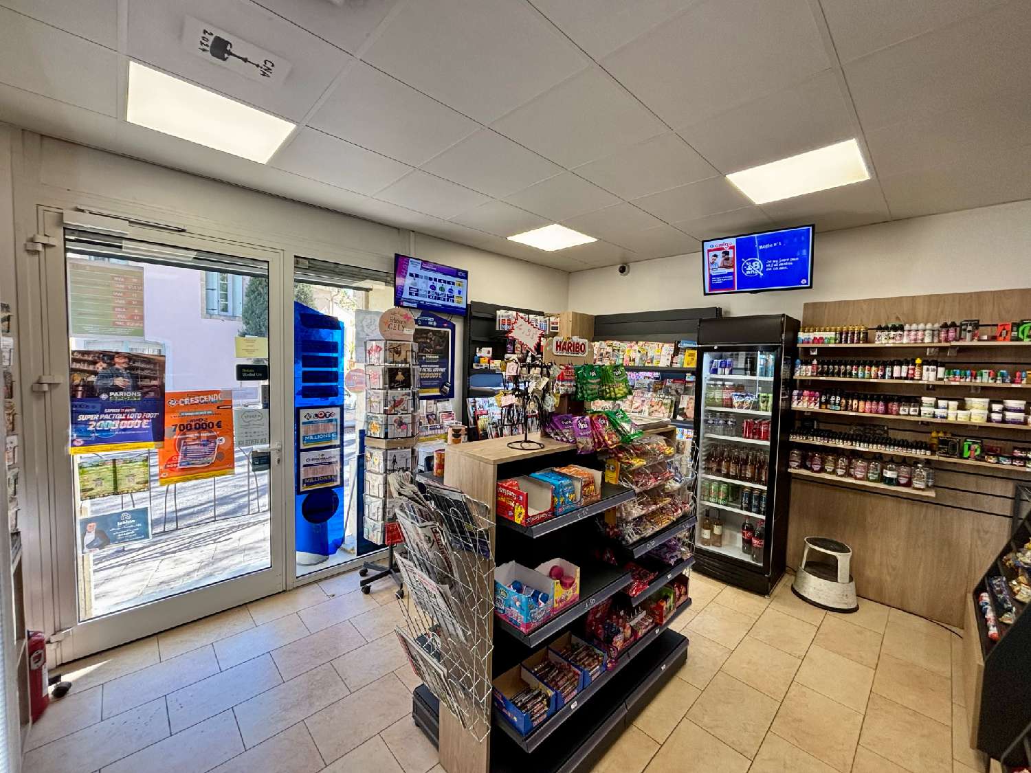  te koop bedrijfsruimte/ kantoor Nages-et-Solorgues Gard 3