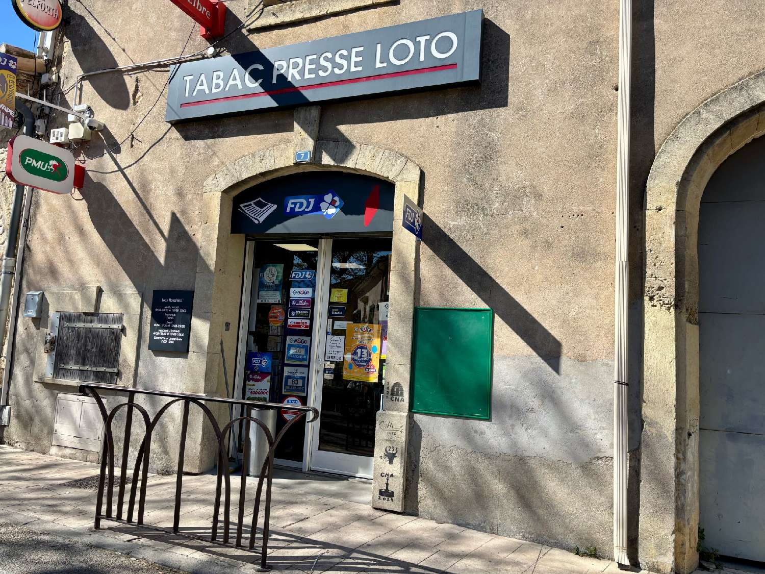  te koop bedrijfsruimte/ kantoor Nages-et-Solorgues Gard 4