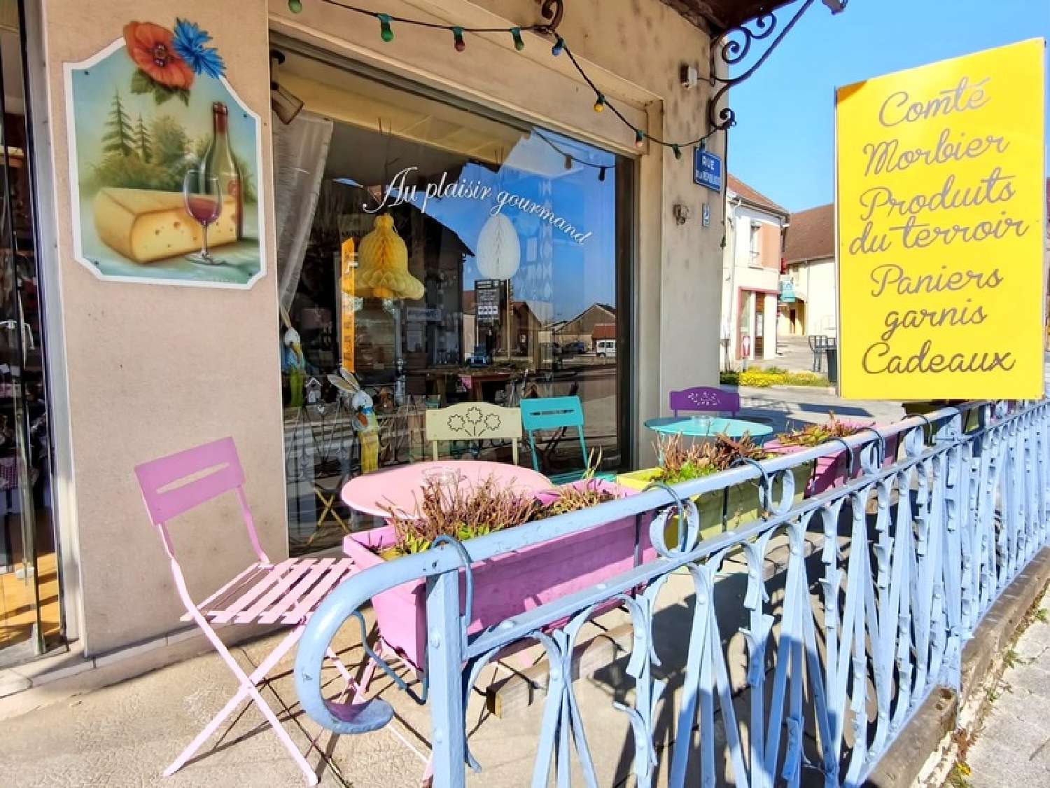 for sale commercial Orchamps Jura 4