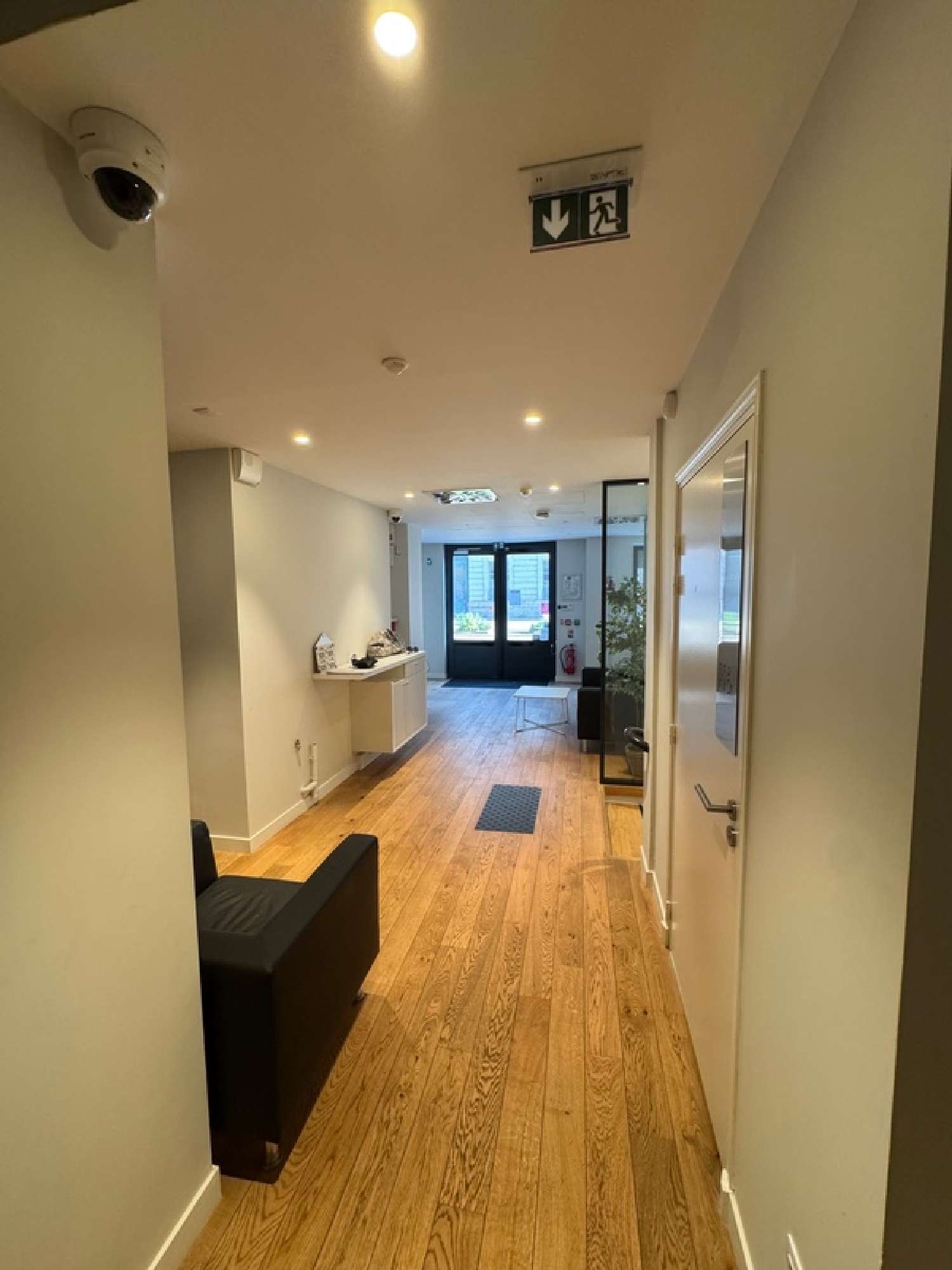  for sale commercial Orléans Loiret 3