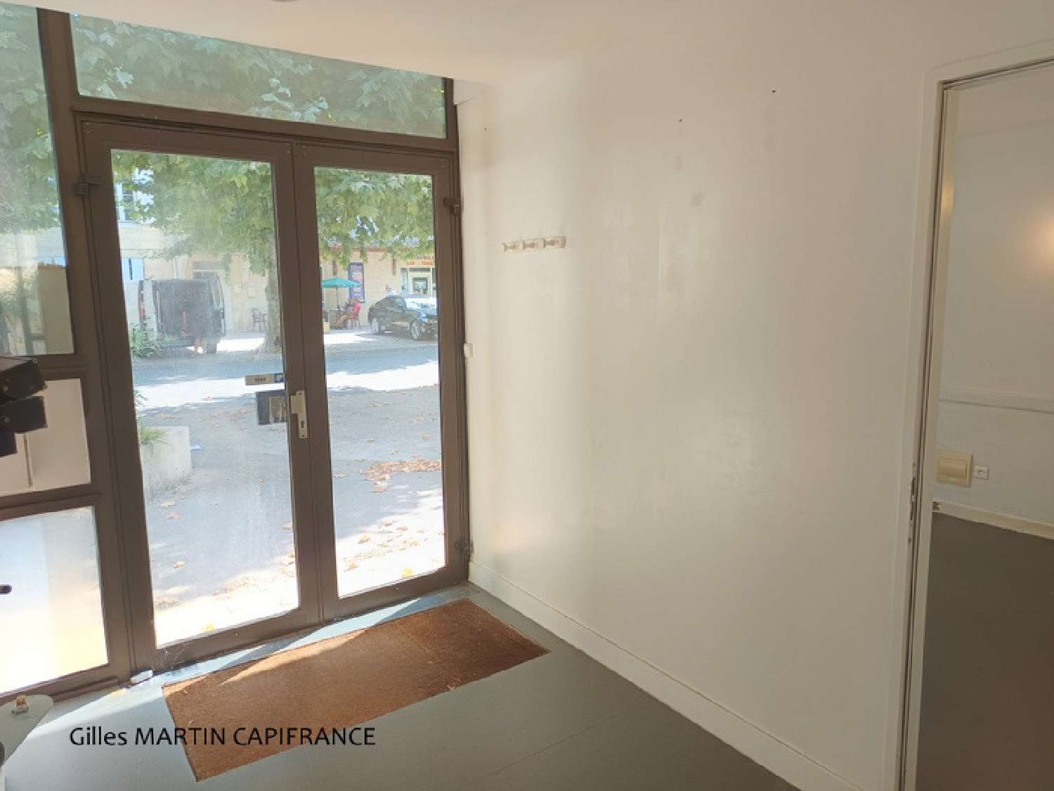 te koop bedrijfsruimte/ kantoor Sainte-Terre Gironde 2