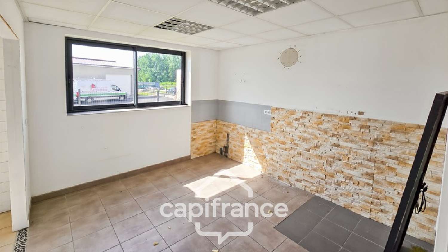  à vendre commerce Sevrey Saône-et-Loire 8