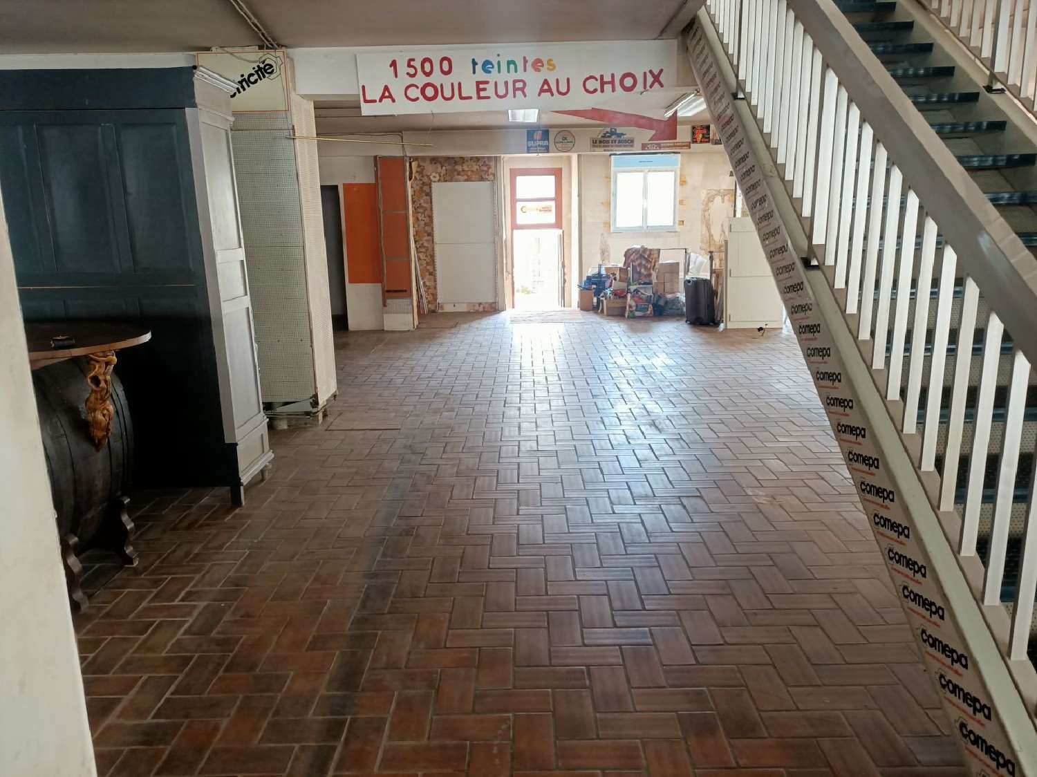  te koop bedrijfsruimte/ kantoor Vergt Dordogne 3