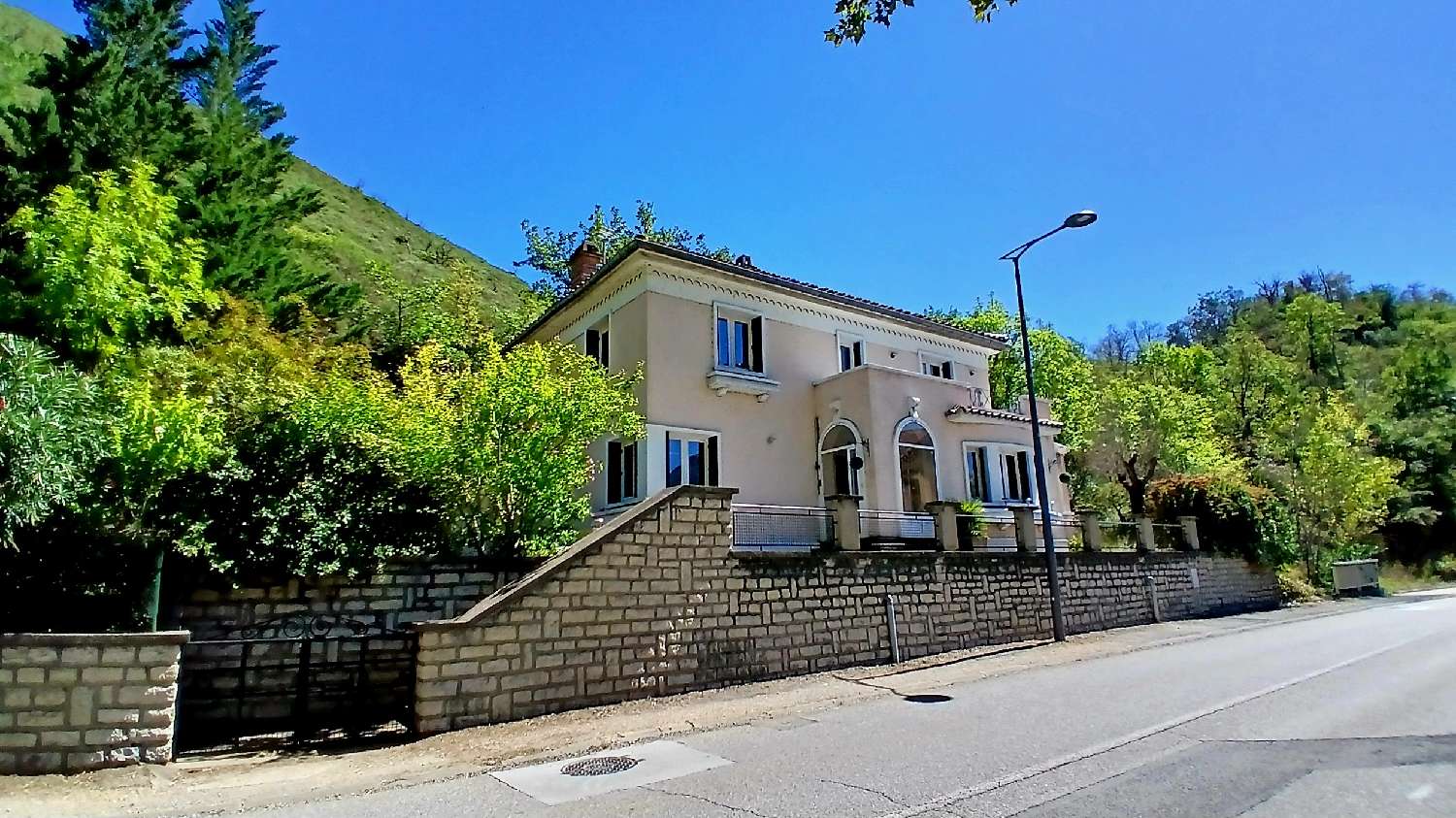  for sale detached house Saint-Polycarpe Aude 3