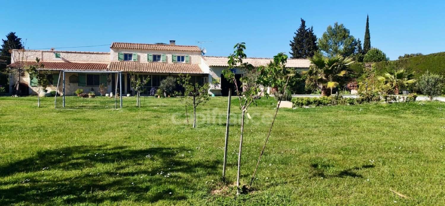  à vendre propriété Arles Bouches-du-Rhône 5