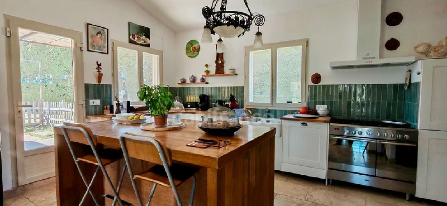  à vendre propriété Arles Bouches-du-Rhône 6