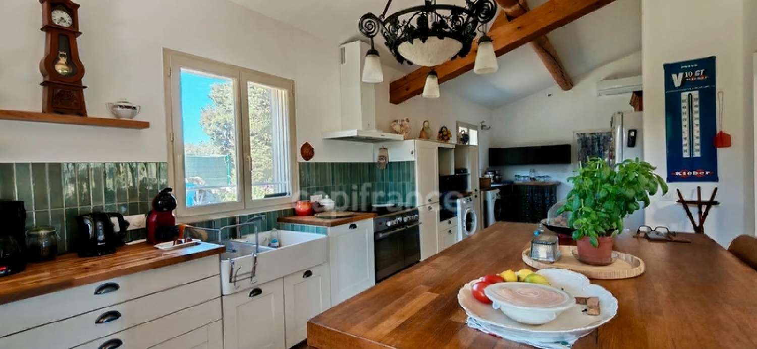  à vendre propriété Arles Bouches-du-Rhône 8