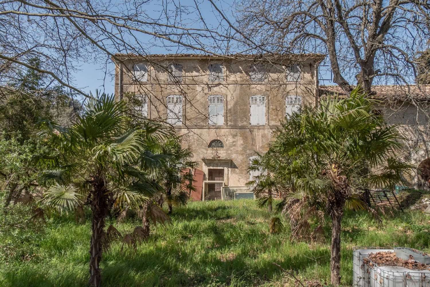  te koop landgoed Bonnieux Vaucluse 2