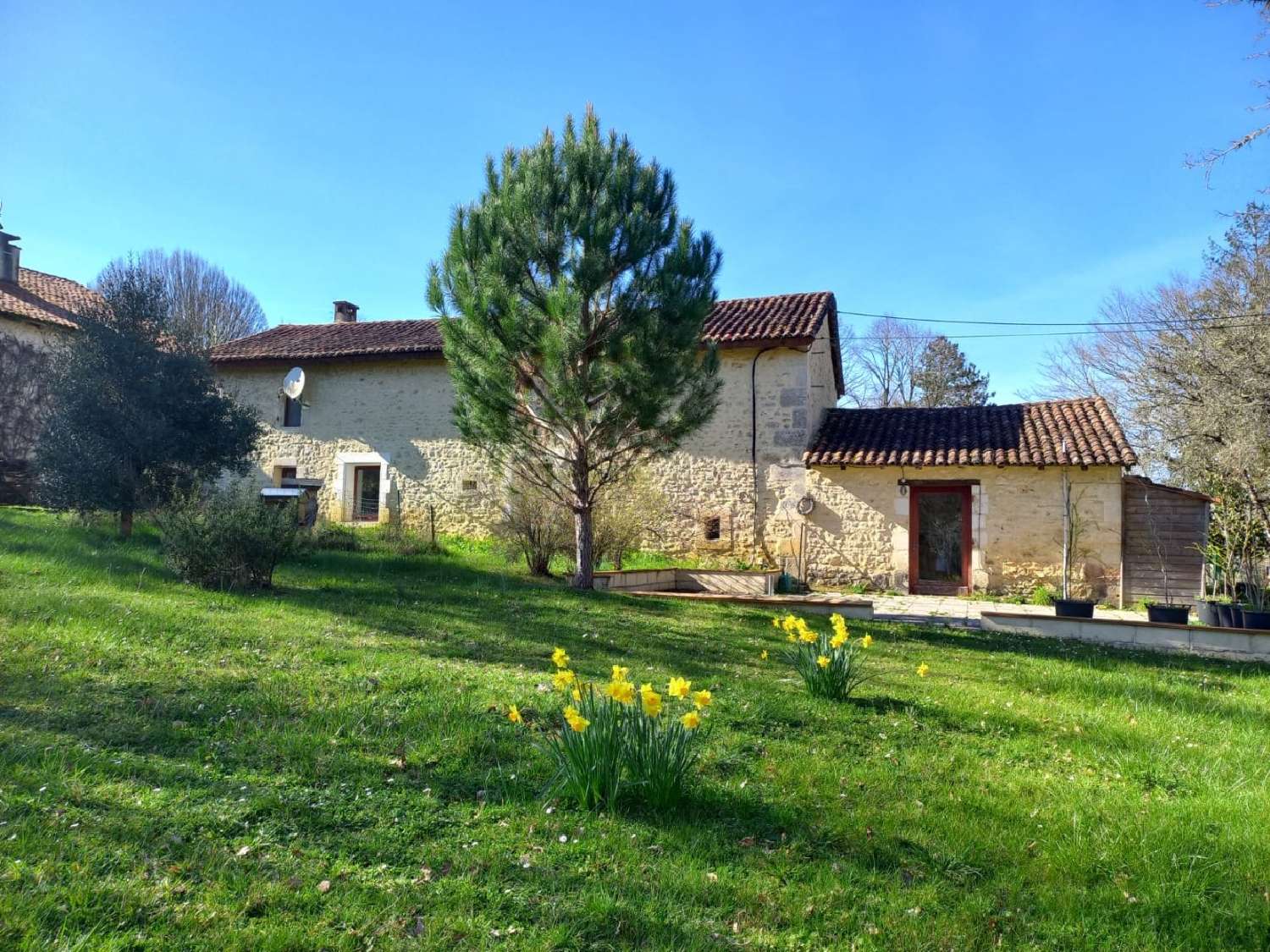  en venta finca rústica Brantôme Dordoña 1