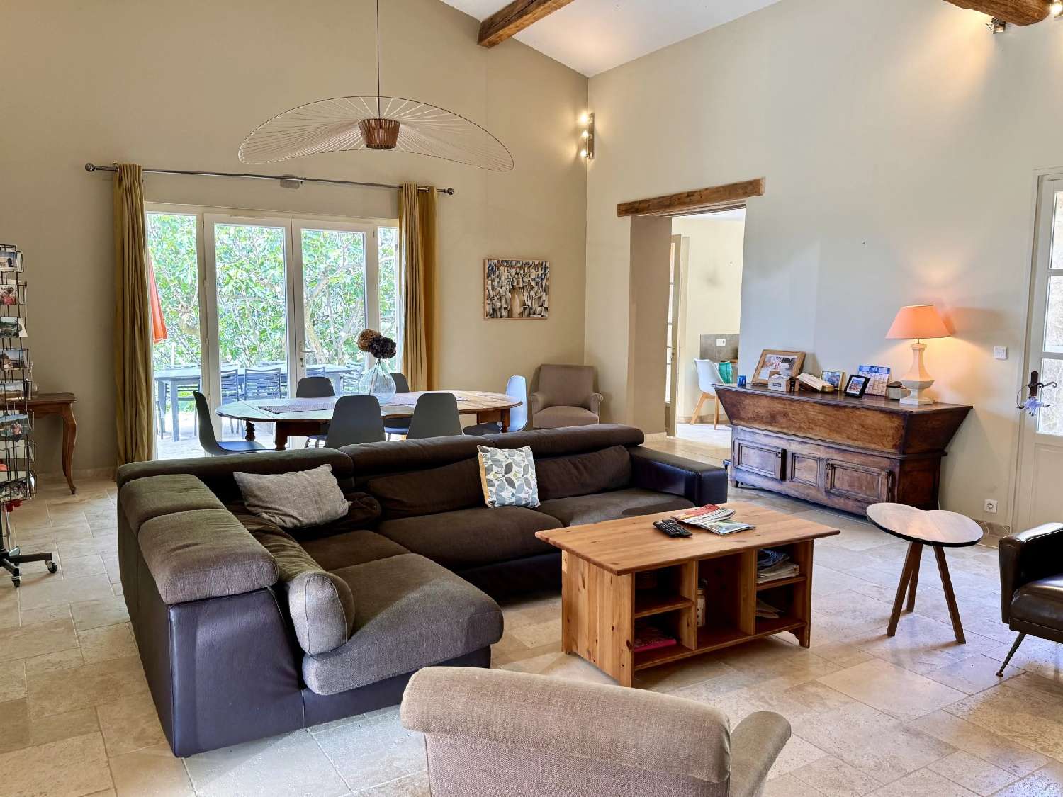  te koop landgoed Gordes Vaucluse 3