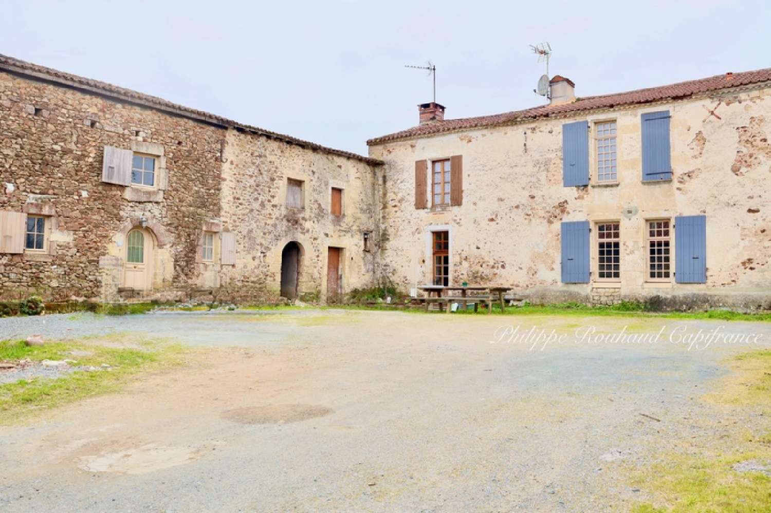 te koop landgoed Mervent Vendée 1