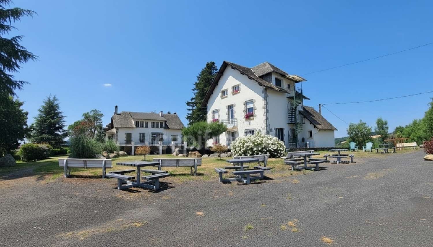  kaufen Landgut Montsalvy Cantal 1