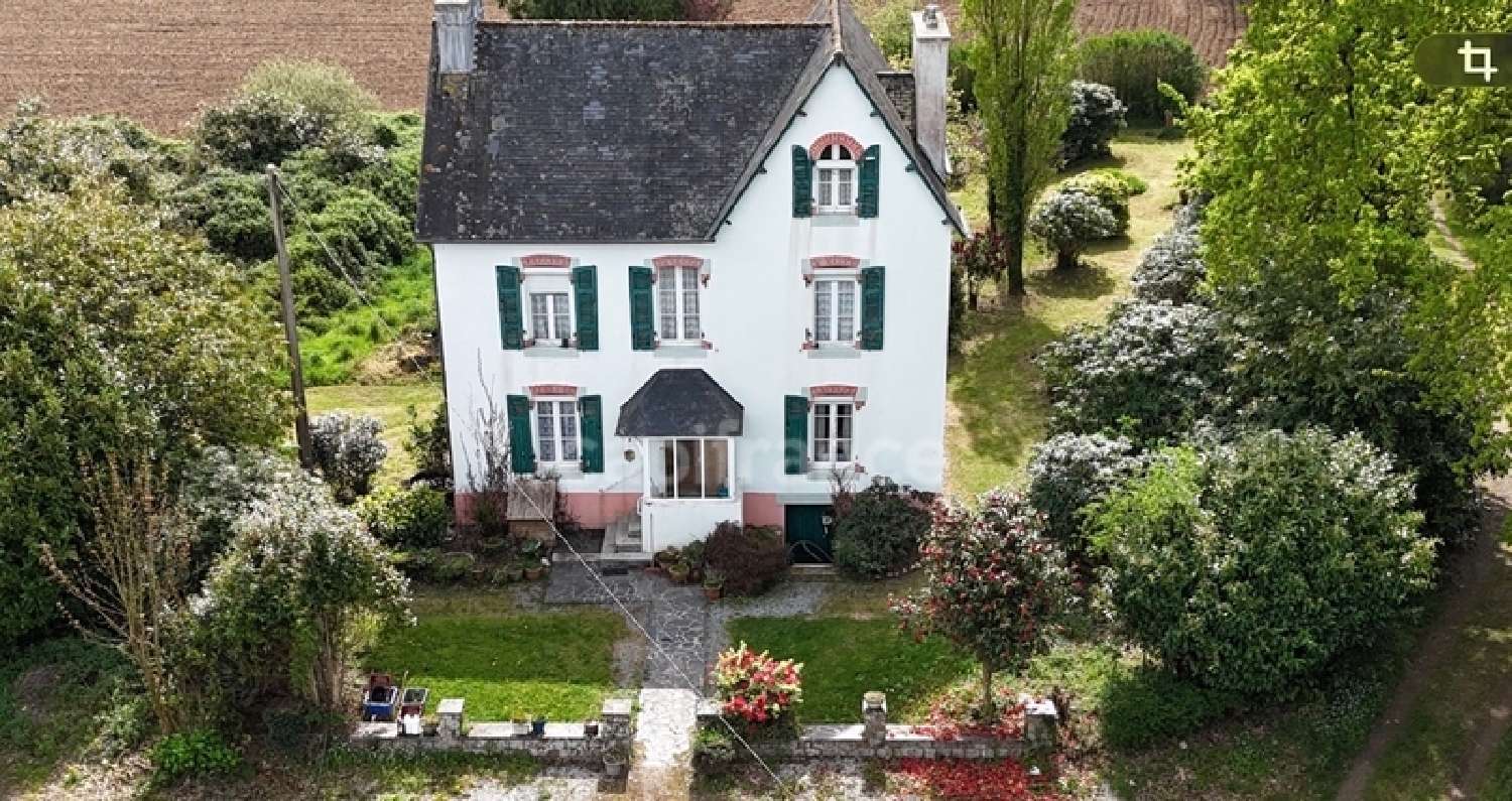 te koop landgoed Plonévez-du-Faou Finistère 1