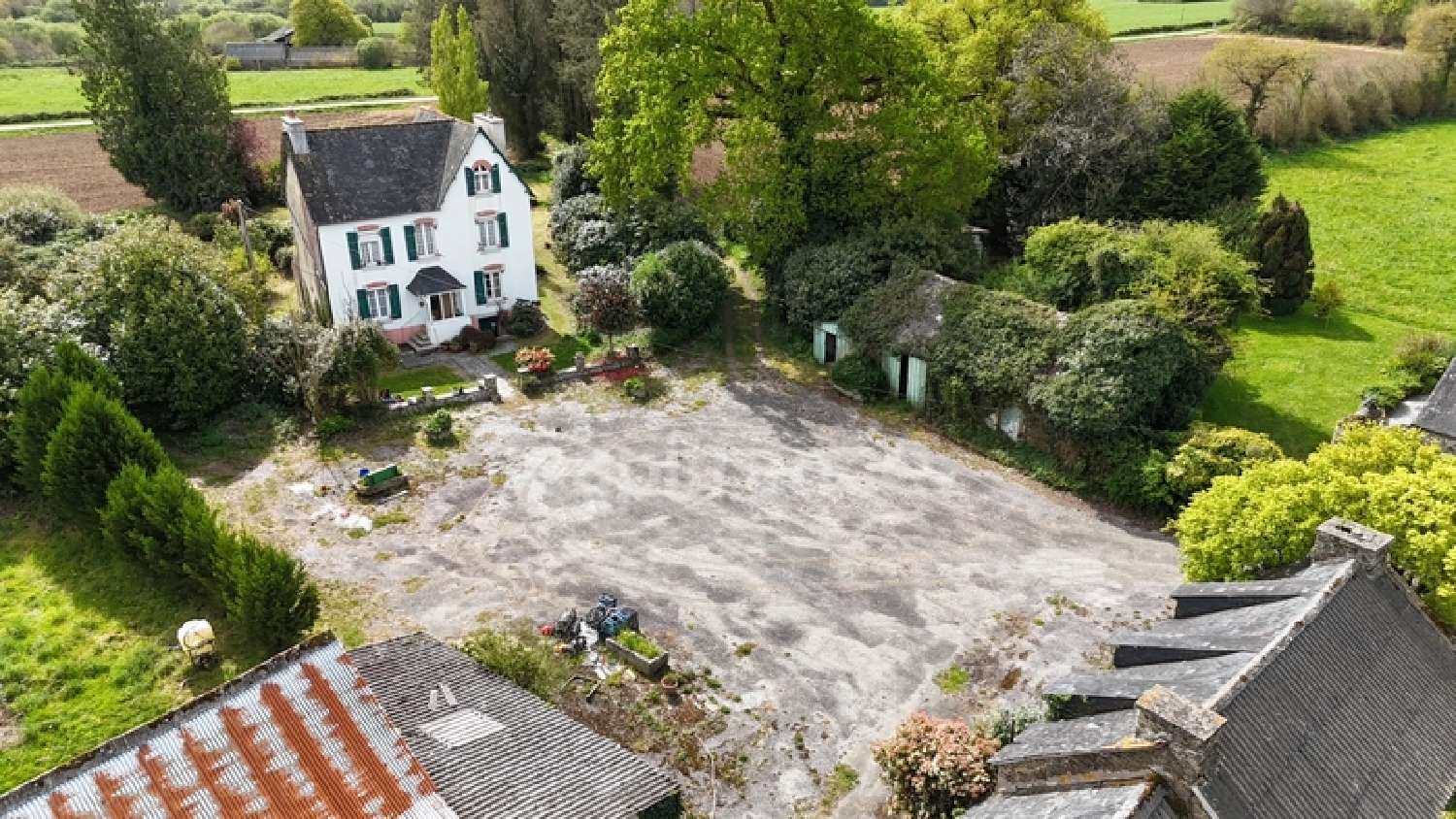  te koop landgoed Plonévez-du-Faou Finistère 2