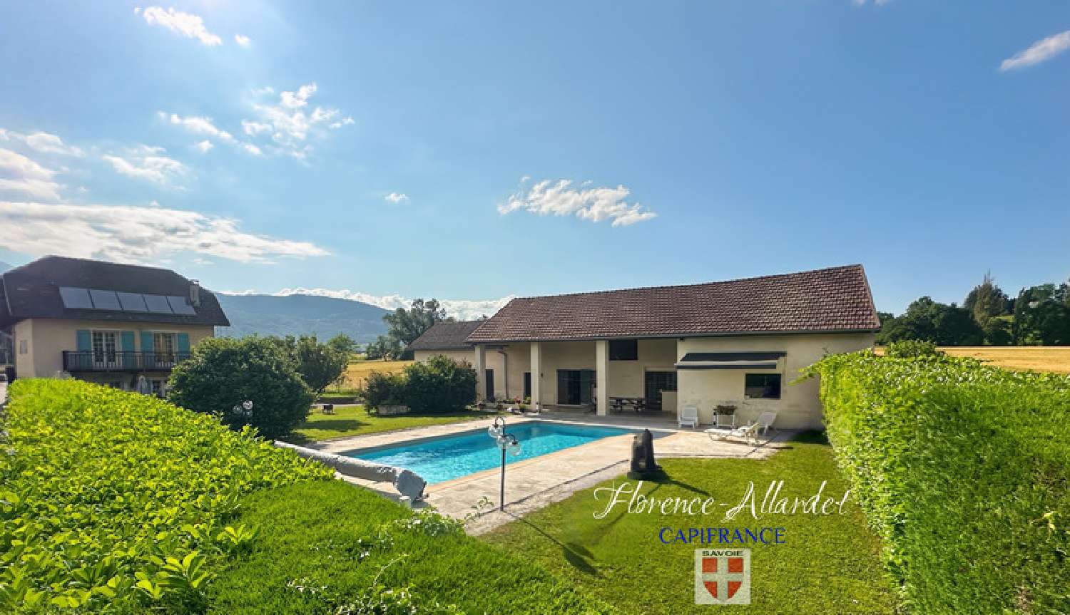 te koop landgoed Saint-Jeoire-Prieuré Savoie 2