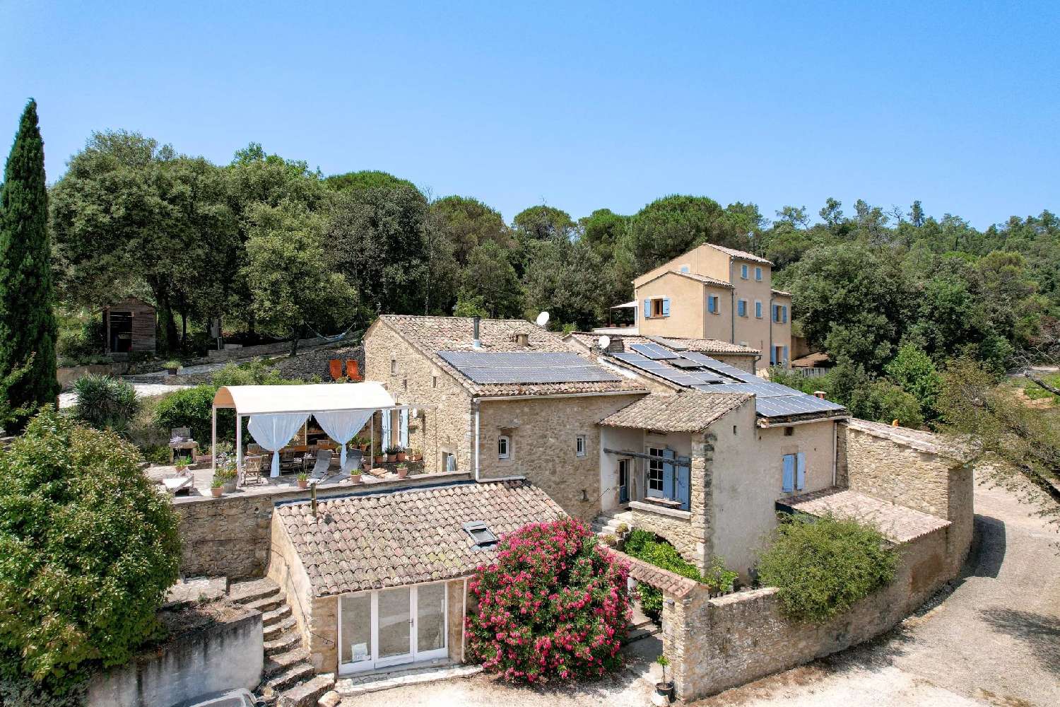 à vendre propriété Saint-Michel-d'Euzet Gard 1