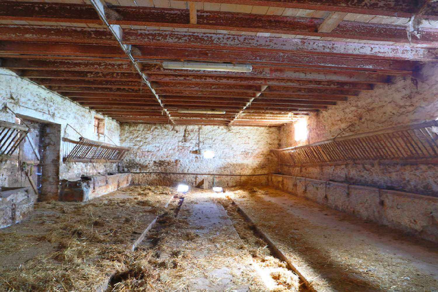 for sale farm Gueugnon Saône-et-Loire 3