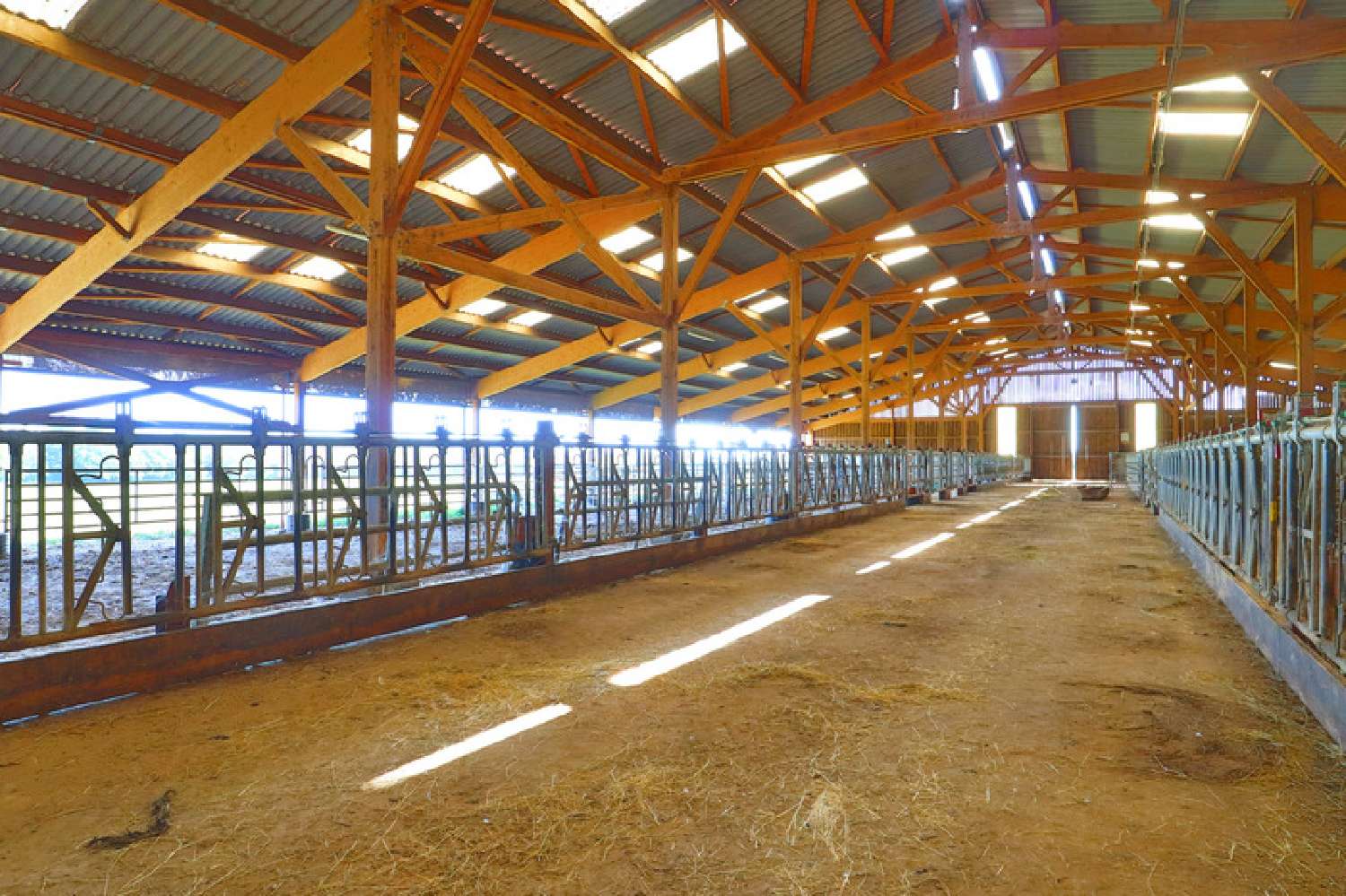 for sale farm Gueugnon Saône-et-Loire 5