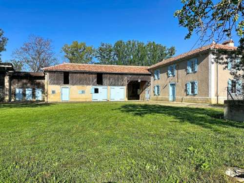 Mirande Gers Bauernhof Bild 7319599