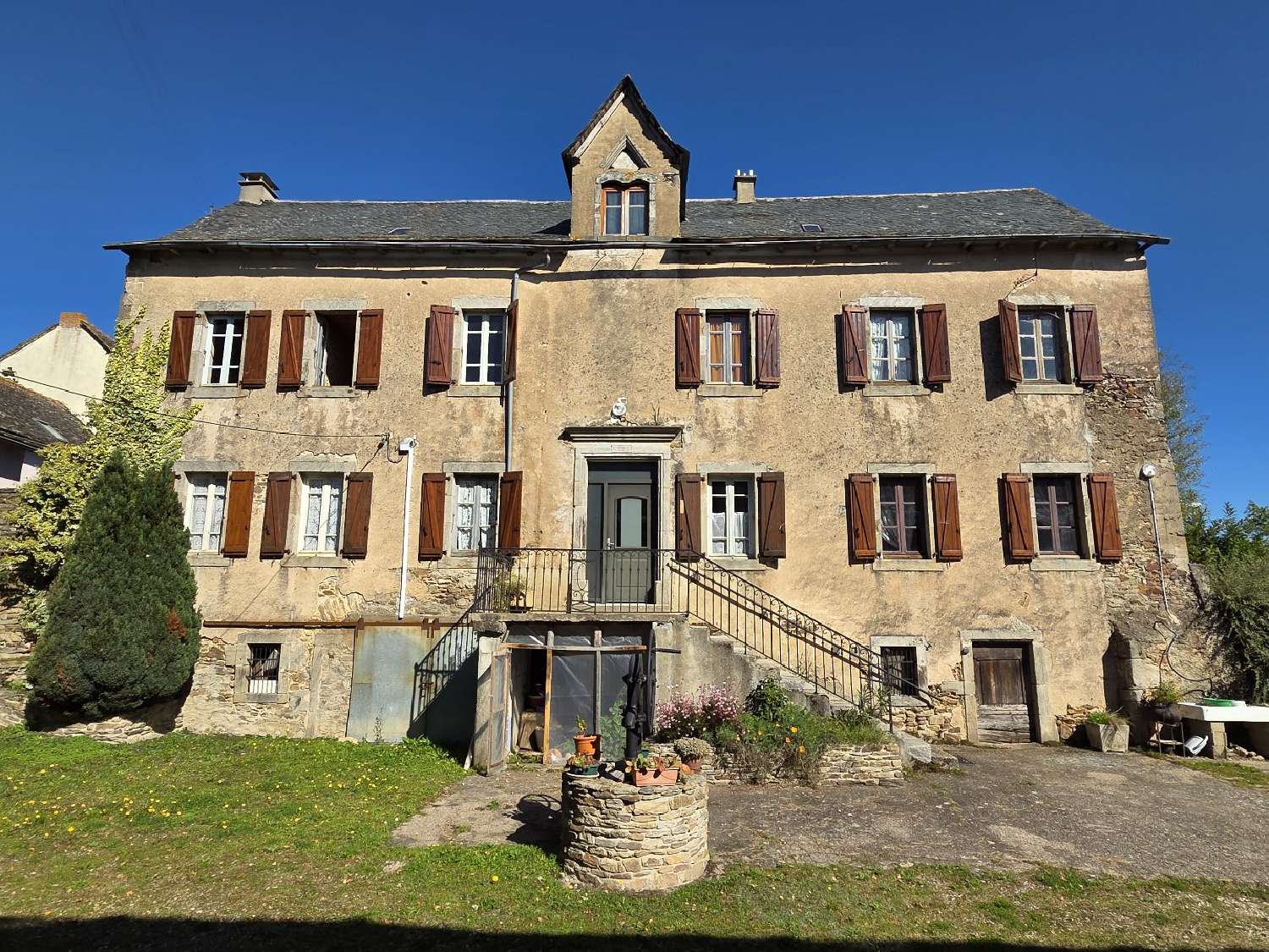  te koop boerderij Prévinquières Aveyron 1
