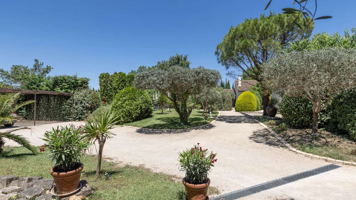 te koop hotel-restaurant Saint-Rémy-de-Provence Bouches-du-Rhône 7