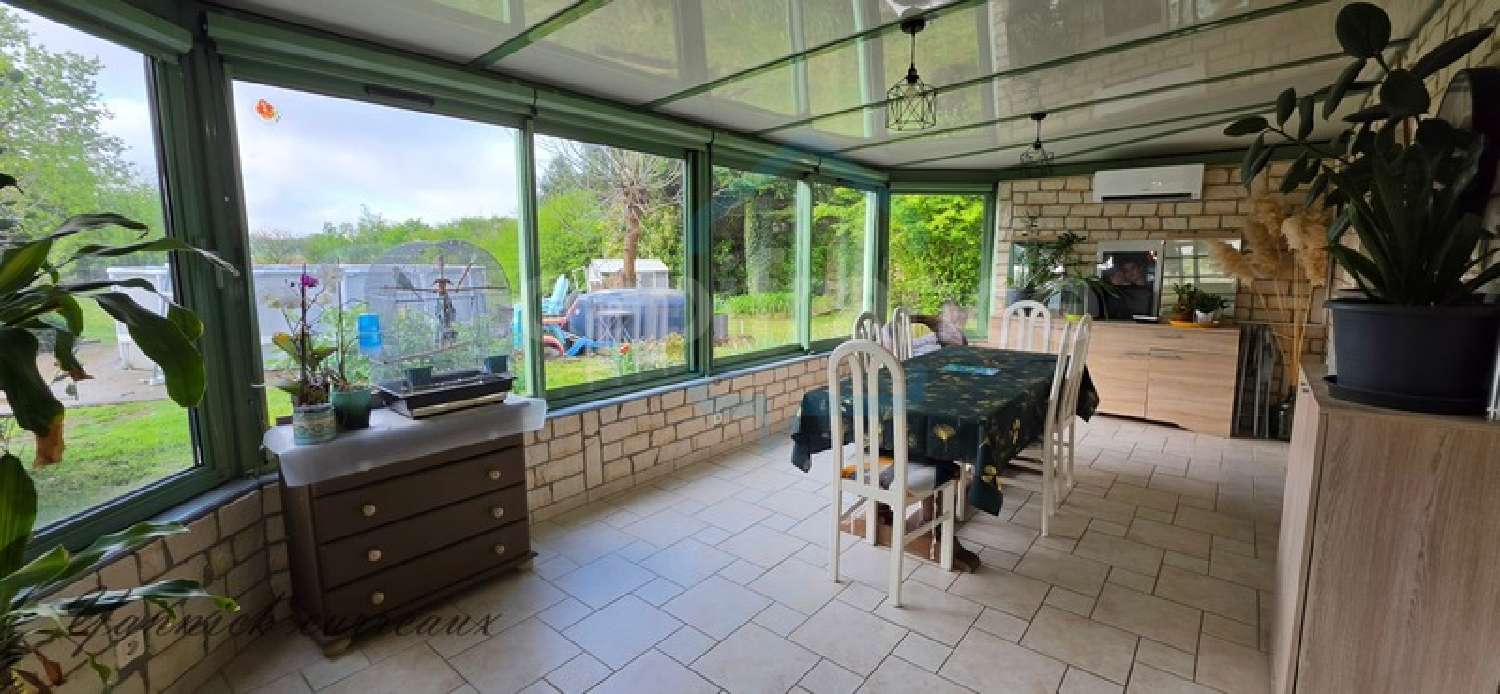  te koop huis Abergement-la-Ronce Jura 1