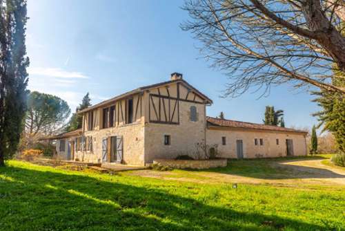 Auch Gers house foto 7322797