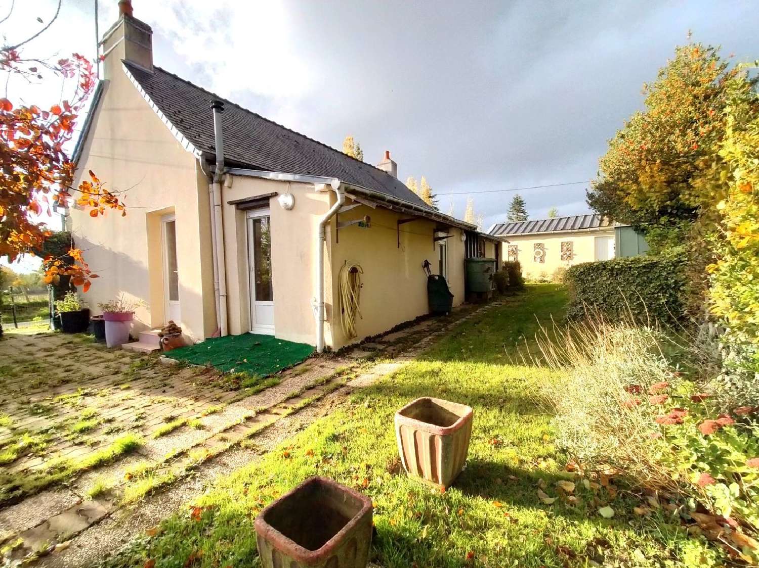  for sale house Averton Mayenne 1