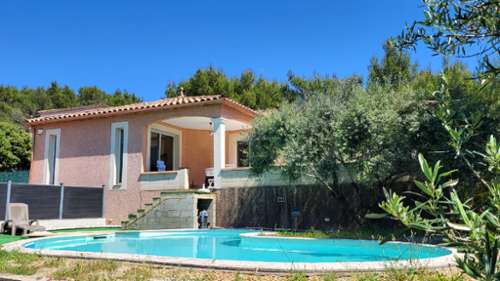 Beaucaire Gard huis foto